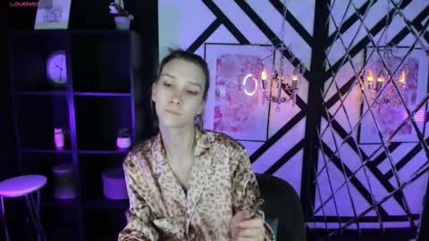 Snapshot of iva_bananas chatting on October 27, 1:48 pm Iva online show from October 27, 1:48 pm