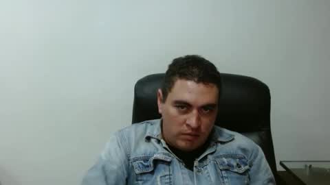 Snapshot of ivan_sexyx chatting on January 23, 7:11 am Ivan M online show from January 23, 7:11 am