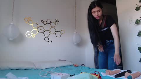 Adris online show from February 6, 10:21 pm