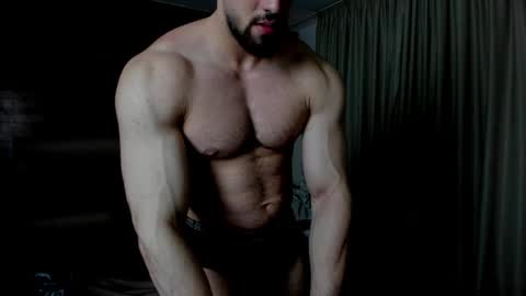 Snapshot of ivanhydee chatting on April 10, 4:50 am IvanHydee online show from April 10, 4:50 am