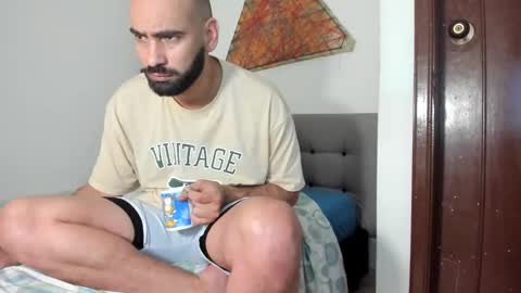Snapshot of ivann_nn chatting on April 9, 12:43 pm ivan online show from April 9, 12:43 pm