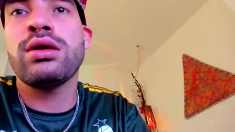 Snapshot of ivann_nn chatting on May 16, 9:57 pm ivan online show from May 16, 9:57 pm