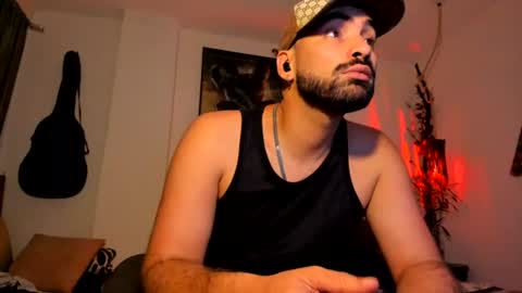 Snapshot of ivann_nn chatting on June 12, 11:25 pm ivan online show from June 12, 11:25 pm