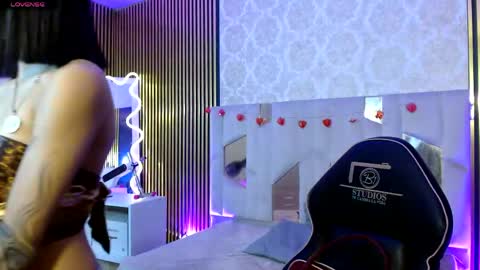 Snapshot of ivanna_tay1 chatting on May 27, 1:57 am ivanna_tay1 online show from May 27, 1:57 am