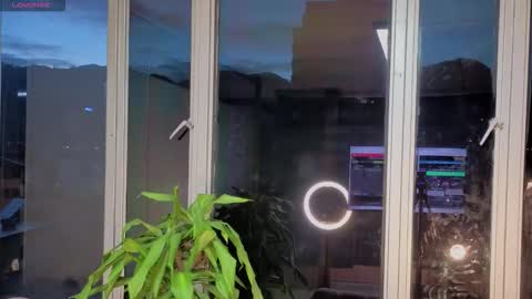 Snapshot of ivanna_west chatting on October 9, 10:24 am Ivanna West online show from October 9, 10:24 am