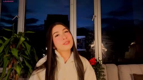 Snapshot of ivanna_west chatting on October 10, 10:25 am Ivanna West online show from October 10, 10:25 am