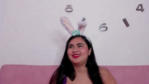 Snapshot of ivannaveta chatting on May 15, 12:12 pm IVANNA online show from May 15, 12:12 pm