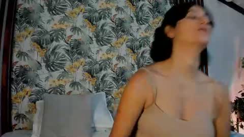 ivannavolkova online show from June 15, 11:56 am