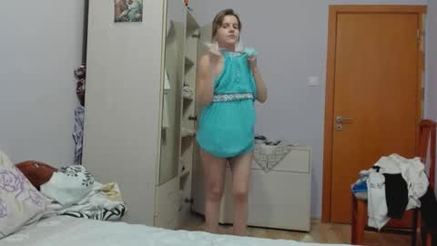 Snapshot of iveto69 chatting on October 22, 6:07 pm Iveta online show from October 22, 6:07 pm