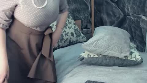 IrennaSplash online show from December 2, 6:08 am