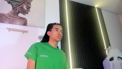 Snapshot of ivone_rose_ chatting on November 28, 12:08 pm Ivon online show from November 28, 12:08 pm