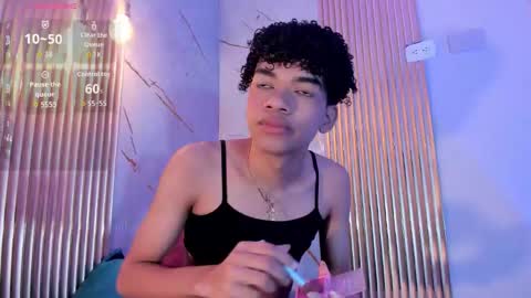 Snapshot of ivone_rose_ chatting on November 30, 12:20 pm Ivon online show from November 30, 12:20 pm