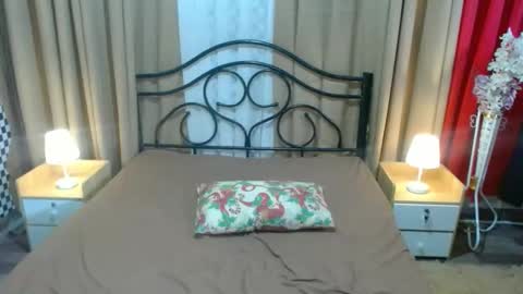 ivone_twinkle online show from October 17, 6:38 am