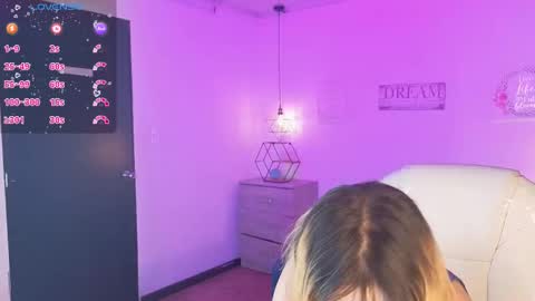 Snapshot of ivonny_sakura chatting on March 17, 12:30 pm Ivonny online show from March 17, 12:30 pm