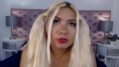 IvonnyBon online show from January 9, 3:20 am