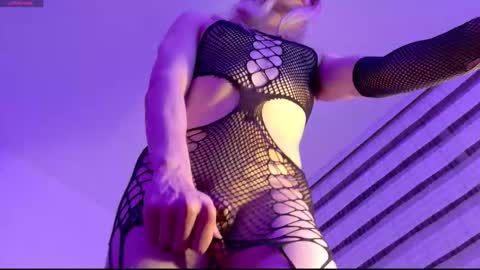 Ivonny online show from November 20, 4:34 am