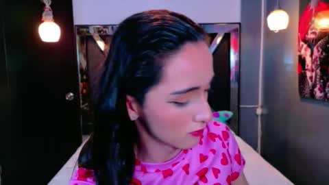 Snapshot of ivony_giselle chatting on March 15, 2:12 pm ivony giselle online show from March 15, 2:12 pm