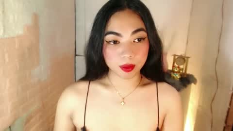 Snapshot of ivory_delight chatting on April 18, 8:18 am ivory_delight online show from April 18, 8:18 am