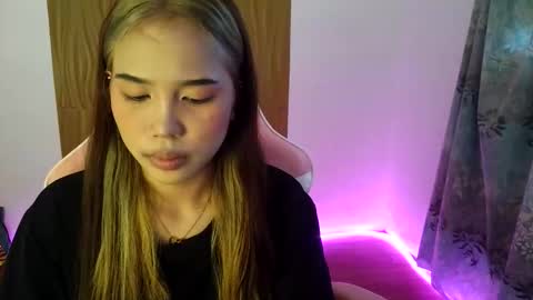 Snapshot of ivory_whore chatting on March 1, 8:38 am ivory_whore online show from March 1, 8:38 am