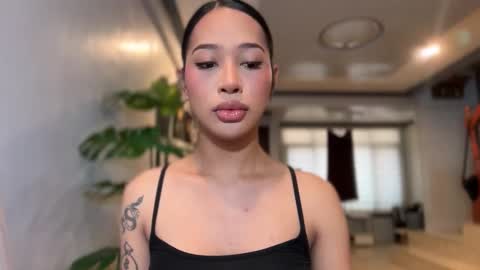 Snapshot of ivorycollins chatting on February 13, 1:23 am kirstenelsie online show from February 13, 1:23 am