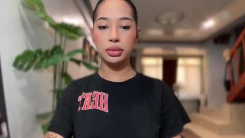 Snapshot of ivorycollins chatting on March 17, 1:10 am kirstenelsie online show from March 17, 1:10 am