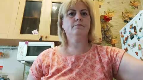 Snapshot of ivorydoll11 chatting on May 10, 9:25 am ivorydoll11 online show from May 10, 9:25 am