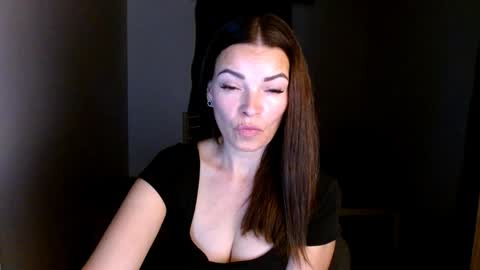 Snapshot of ivorymuse chatting on May 13, 9:44 pm Lana online show from May 13, 9:44 pm