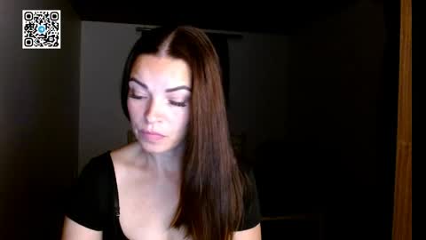Snapshot of ivorymuse chatting on June 2, 8:22 pm Lana online show from June 2, 8:22 pm