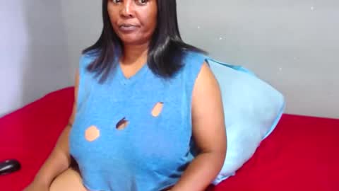 IVORYTITS48 online show from January 9, 12:30 pm