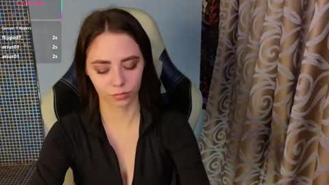 ivorywood_ online show from June 23, 9:02 pm