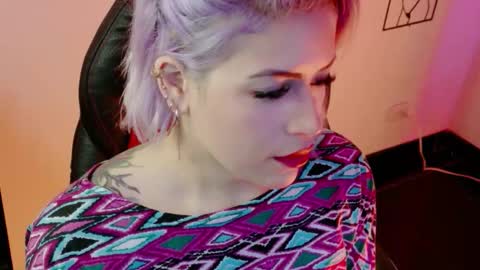 Snapshot of ivy__taylorr chatting on February 17, 8:33 am Diana Rojas online show from February 17, 8:33 am