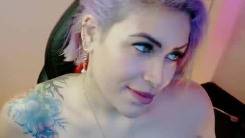 Snapshot of ivy__taylorr chatting on March 2, 4:36 am Diana Rojas online show from March 2, 4:36 am