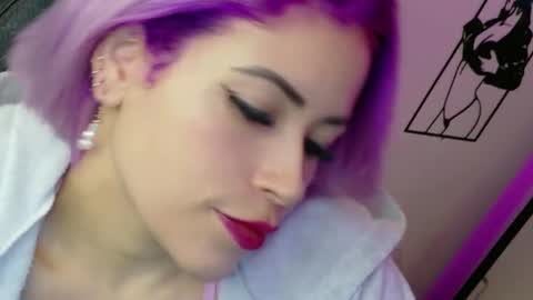 Snapshot of ivy__taylorr chatting on April 17, 3:31 am Diana Rojas online show from April 17, 3:31 am