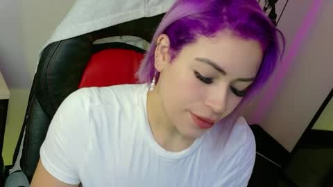 Snapshot of ivy__taylorr chatting on April 19, 7:40 am Diana Rojas online show from April 19, 7:40 am