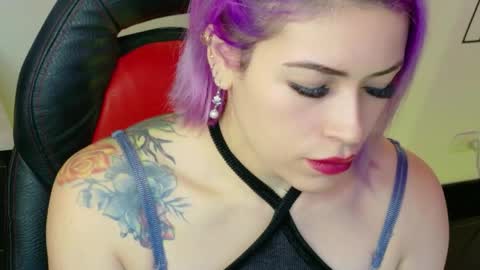 Snapshot of ivy__taylorr chatting on June 7, 8:18 am Diana Rojas online show from June 7, 8:18 am