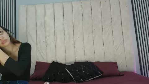 ivy_and_joseph online show from October 5, 9:02 pm