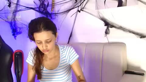 ivy_and_joseph online show from October 26, 8:37 pm