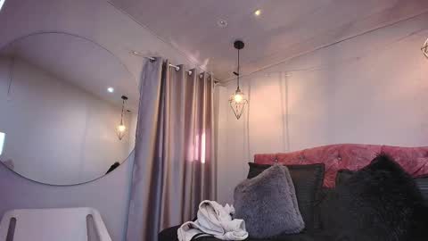 ivy_bonnie online show from November 11, 11:54 am