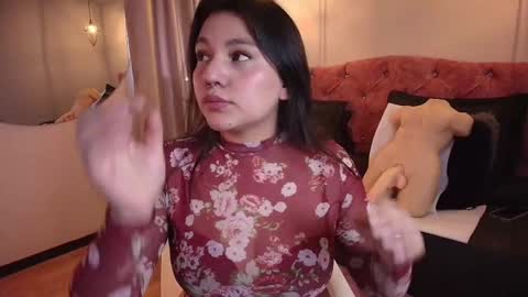 ivy_bonnie online show from November 25, 12:16 pm