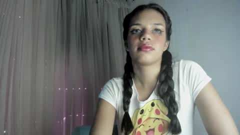 Ivy Layla online show from December 21, 5:14 am