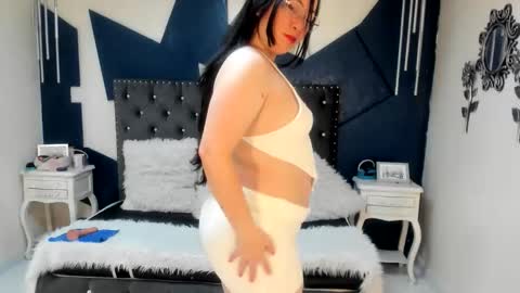 Ivy  online show from February 10, 12:31 pm