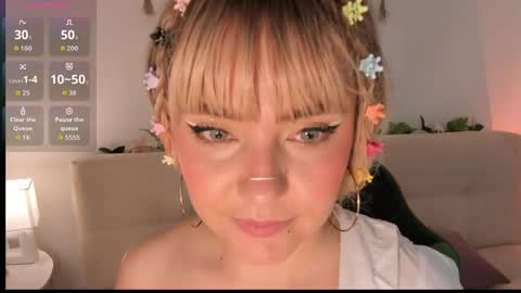Snapshot of ivy_ragnar chatting on April 9, 6:24 pm Pamela online show from April 9, 6:24 pm
