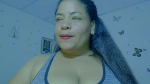 ivydesouza online show from July 7, 2:36 am