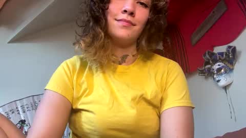 Snapshot of ivydevilll chatting on June 2, 5:37 pm IVY DEVILL online show from June 2, 5:37 pm