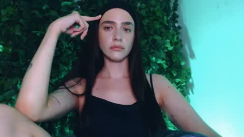 Miss Ivy online show from July 17, 10:25 pm