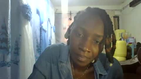 ivyk_ online show from March 15, 2:45 pm