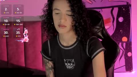 Snapshot of ivymanson_ chatting on March 8, 5:44 am Camila online show from March 8, 5:44 am