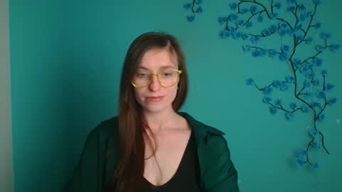 Ivy online show from April 22, 2:07 pm