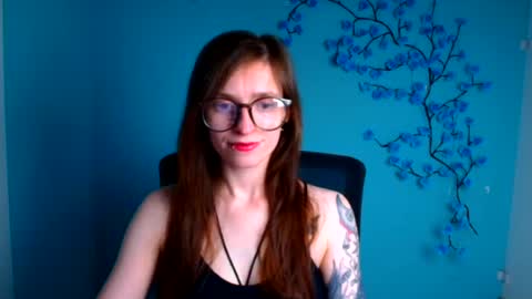 Ivy online show from July 8, 12:42 pm