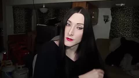 Snapshot of ivyrose499 chatting on December 20, 2:05 pm IvyRose499 online show from December 20, 2:05 pm